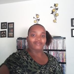 Meet your Posher, Rita